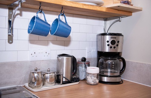 Askrigg Apartment | Milton House Studio Apartment Suites