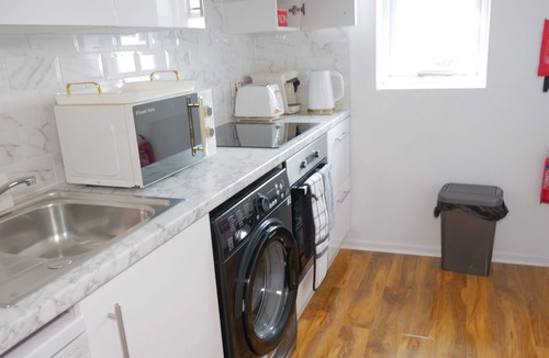 Bletchley Apartment | Milton Keynes Serene Luxury Flat