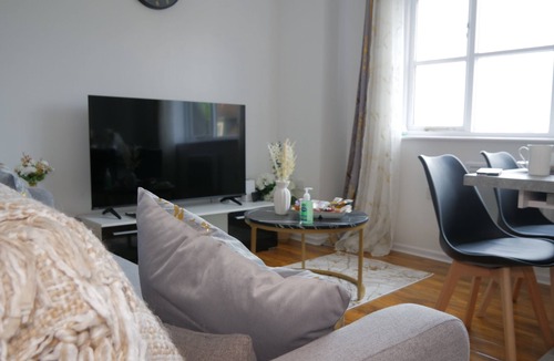 Bletchley Apartment | Milton Keynes Serene Luxury Flat