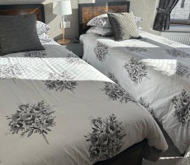 Weston-super-Mare House | Milton Lodge