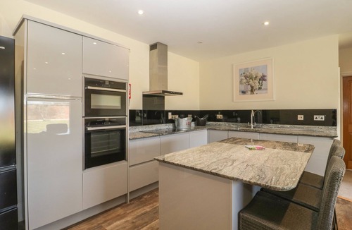 Gillingham House | Milton Manor