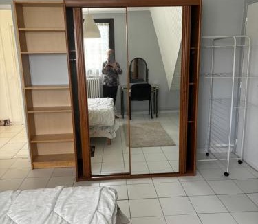 Drancy Bed & Breakfast | Mimimamy