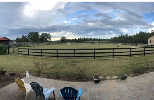Aiken Cottage | Mimosa Cottage and Farm- 2br cottage & stalls. Masters