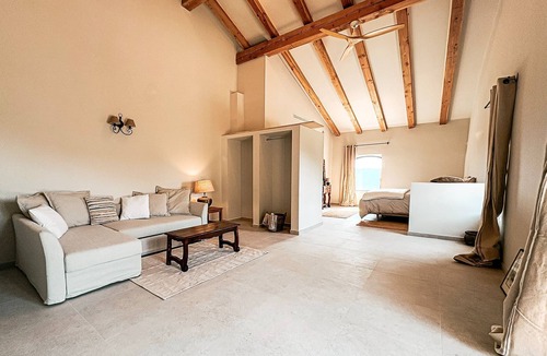 Quart House | Mimosa Lodge