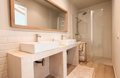 Quart House | Mimosa Lodge