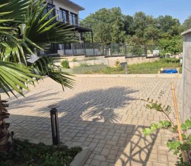 Juvignac Apartment | Mimosas résidence