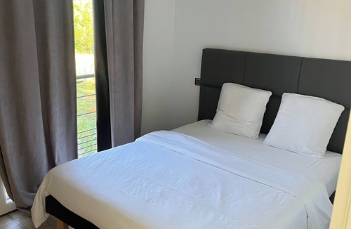 Juvignac Apartment | Mimosas Standing