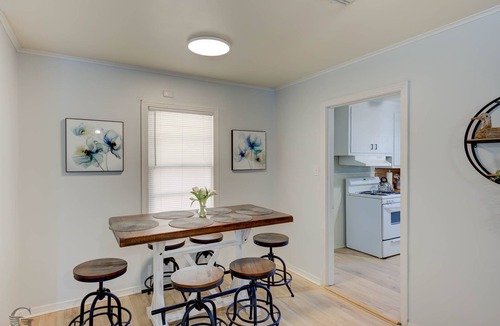 Minden House | Minden Cottage Oasis - Peaceful little gem mins from dwntwn Minden and Caney LSP