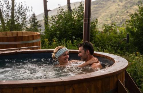 La Molina Hotel | Minds & Mountains Eco Lodge