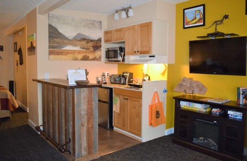 Moab South Valley Cabin | Miner's Cabin Cabin 5