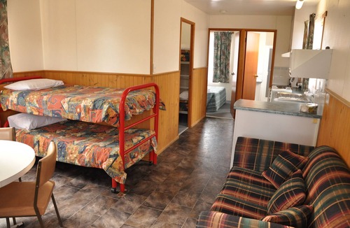 Ballarat East Hotel | Miner's Retreat Motel