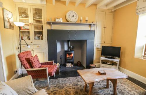 Rhiwbryfdir House | Miners Cottage