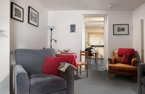 Rhiwbryfdir House | Miners Cottage