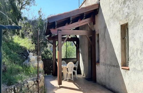 Minerve House | Minerve holiday home with garden