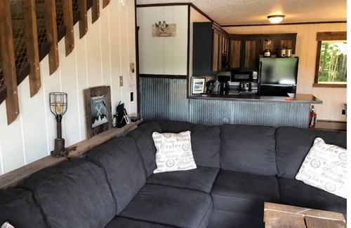 Upson Ski Chalet | Mineshaft Chalets Side #1