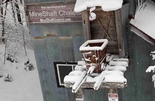 Upson Ski Chalet | Mineshaft Chalets Side #1