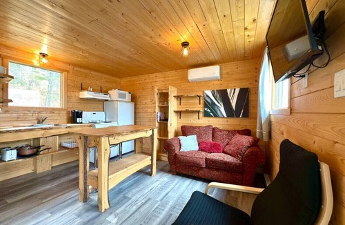 Pohenegamook House | Mini-chalet avec Spa à Pohénégamook un pur bonheur