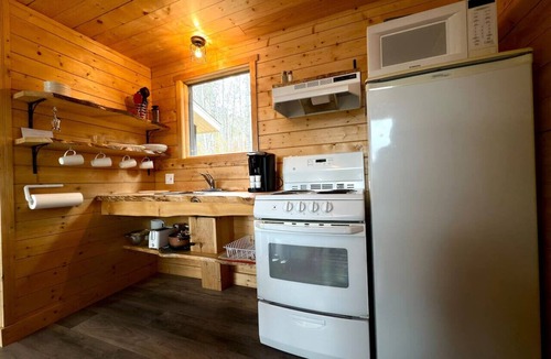 Pohenegamook House | Mini-chalet avec Spa à Pohénégamook un pur bonheur