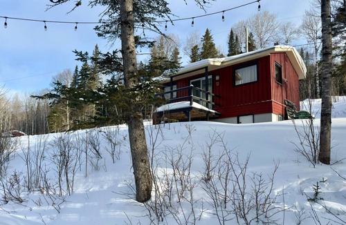 Pohenegamook House | Mini-chalet cosy, cocon intime pour 2, face au lac