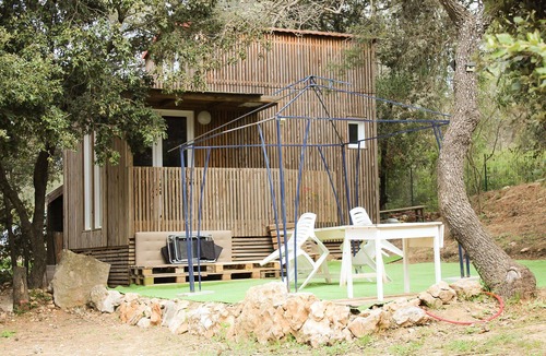 Signes Ski Chalet | Mini chalet in the guarrigue