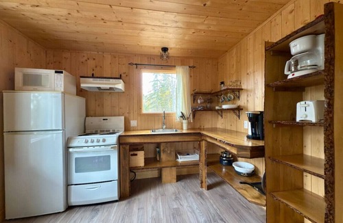 Pohenegamook House | Mini-chalet tout confort - Lac de Pohénégamook