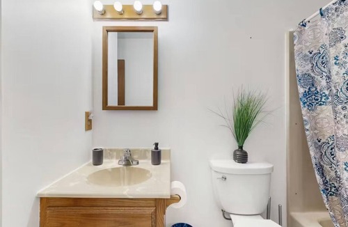 Hendersonville Other | Mini Farm Stay with Animals - Near Asheville