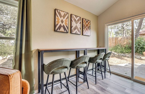 West San Antonio House | Mini Golf, Arcade & Fire Pit! San Antonio Home