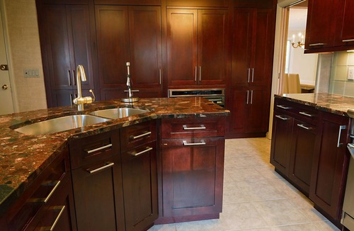 Albany House | Mini Mansion newly furnished with Italian furniture 8kslim televisions all rooms