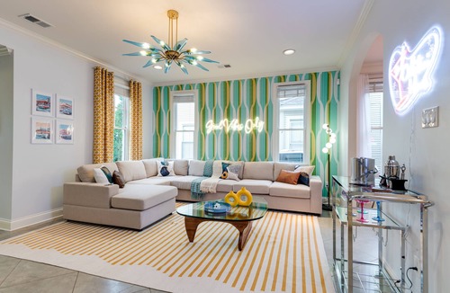 East Midtown House | Mini Pool, Mini Golf! Modern Vintage Memphis