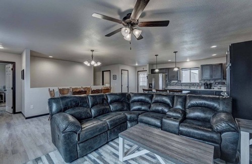 Rapid City House | Mini-Rushmore, Lots of Street Parking!