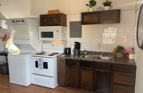 Wichita Falls Cabin | Mini Sheshed