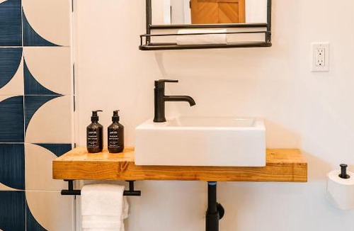 Stinson Beach House | Mini Shortboard Room with a Queen Bed