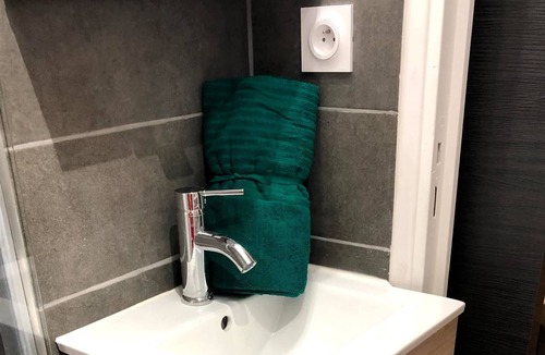 Montlhery Apartment | ☆ Mini Studio 5* - Montlhéry Centre ☆