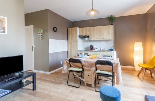 Saint-Coulomb Apartment | Minihic - appartement avec jardin