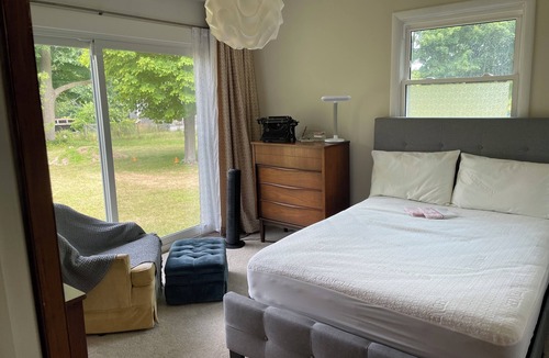 Picton Bed & Breakfast | Minimalist comfort + beach pass + breakfast #Sandbanks #PEC