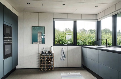Knebel House | Minimalist cottage with stunning sea view