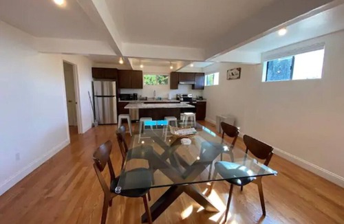 Chabot Park Apartment | Minimalist Zen Overlooking