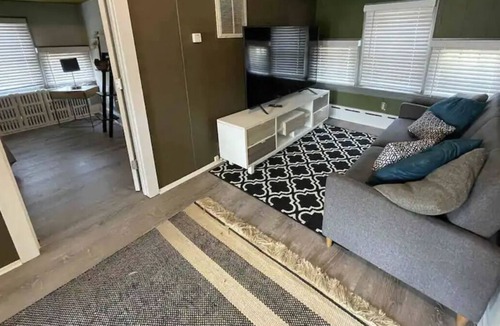 Audubon Apartment | Minimalistic | Retro Design | A+ Location