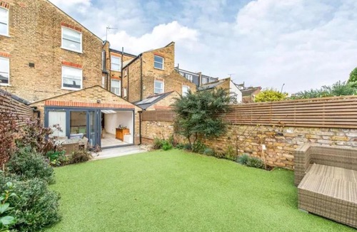 Munster House | Minka's Art House