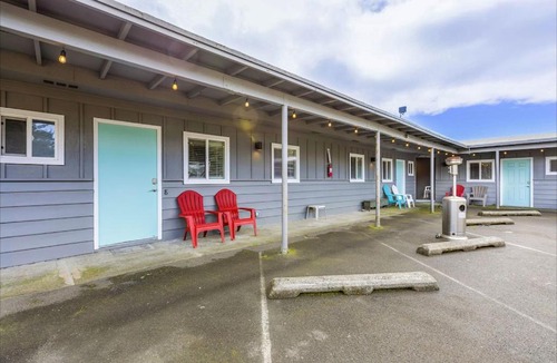 Grayland House | Minke Condo