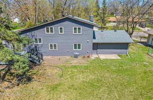 Apple Valley House | Minne-Getaway, Designer Stay South Of The River