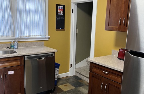 Park Point Cottage | Minnesota Point Beach House 3 - Cottage on Lake Superior