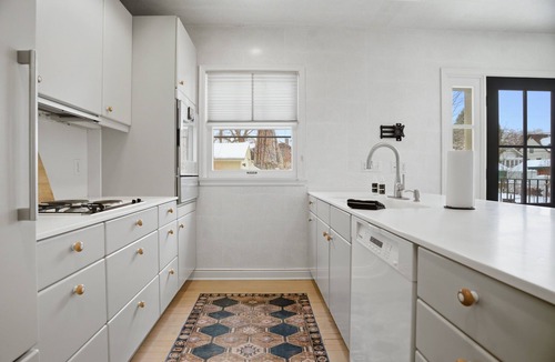 South Como House | MINNeSTAY* Como Classic
