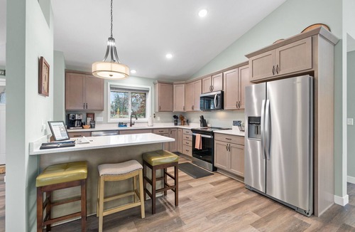 New Brighton House | MINNeSTAY* Hansen Park Place
