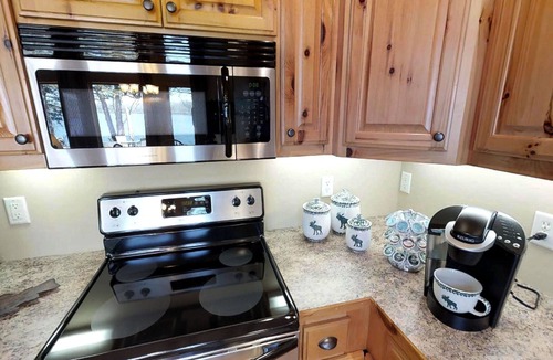 Litchfield Cabin | MINNeSTAY* Lakefront Hideaway
