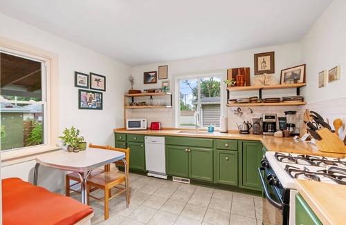 Northeast Minneapolis House | MINNeSTAY* Musee Northeast | Arts District