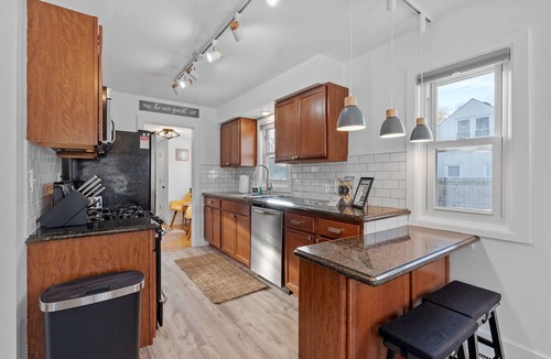 Richfield House | MINNeSTAY* Richfield Gem