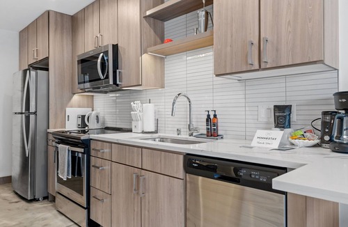 Warehouse District Apartment | MINNeSTAY* Sable 203 | North Loop | Target Center