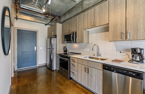 Warehouse District Apartment | MINNeSTAY* Sable 308 | North Loop | Target Center