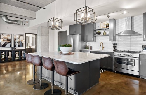 Warehouse District Apartment | MINNeSTAY* Sable 902 - Penthouse | North Loop | Target Center